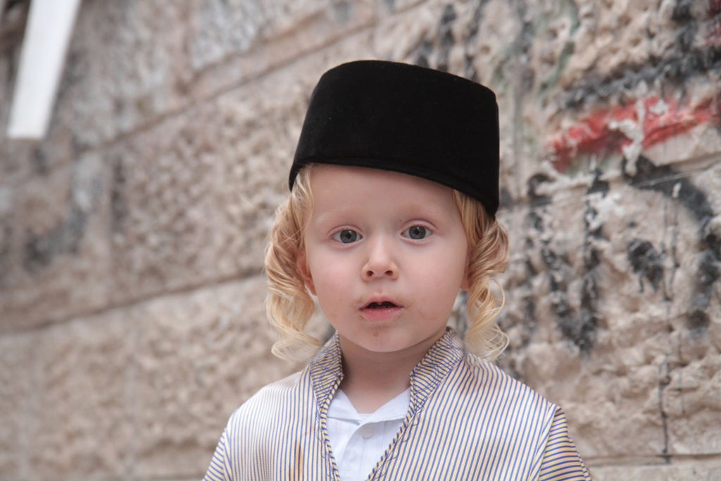 פורים בירושלים • הגלריה של יעקב לדרמן