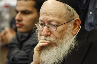 ליצמן תוקף: נתניהו שקרן, זו ממשלת בלוף