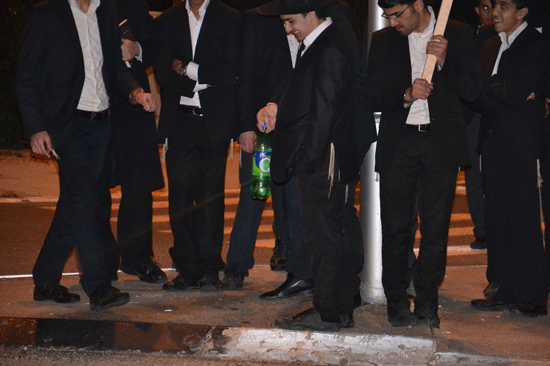 צפו בתיעוד: הפגנה חרדית בצומת פלוגות