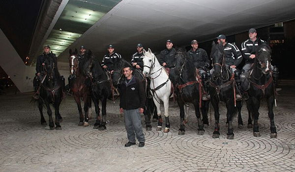 בבני ברק ובירושלים: מאות מחו על מעצר בחור הישיבה