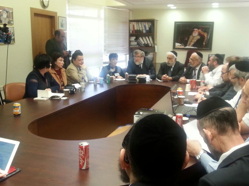 איחוד בכנסת נגד האנטישמיות באוקראינה: "די לשתיקה"