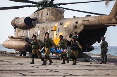 פינוי הפצועים, אמש