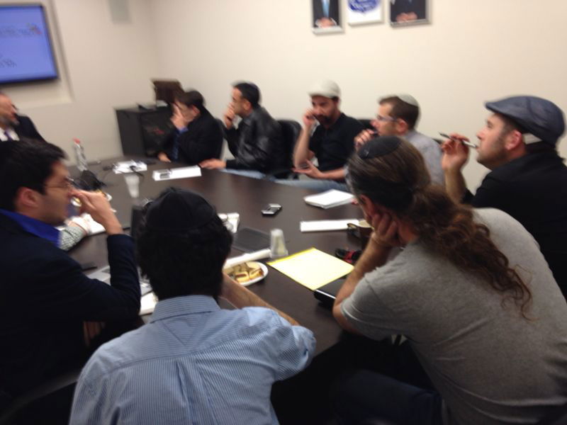 תיעוד: אריה דרעי נפגש עם הכתבים לענייני דתות