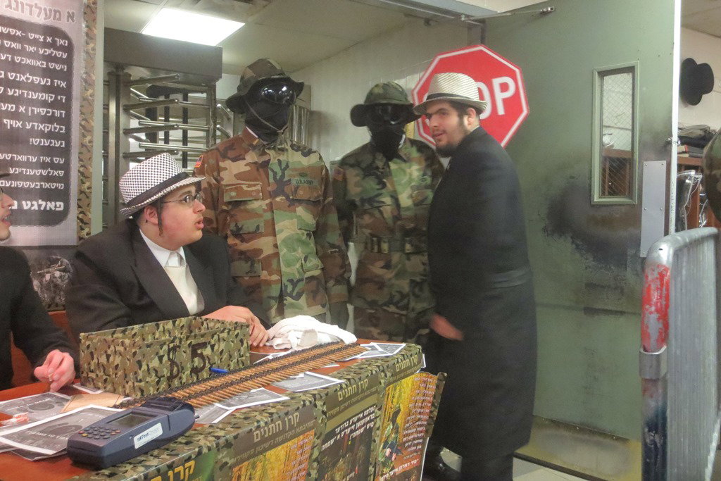 פורים בחצרות הקודש בארה"ב • תיעוד ענק