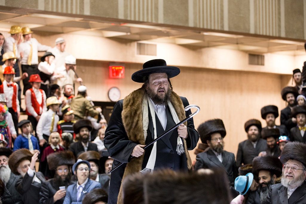 פורים בחצרות הקודש בארה"ב • תיעוד ענק