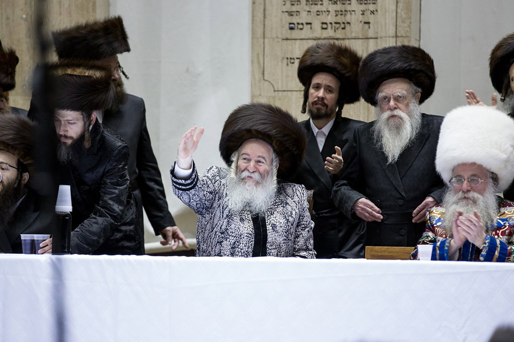 פורים בחצרות הקודש בארה"ב • תיעוד ענק