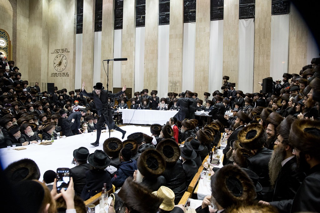 פורים בחצרות הקודש בארה"ב • תיעוד ענק