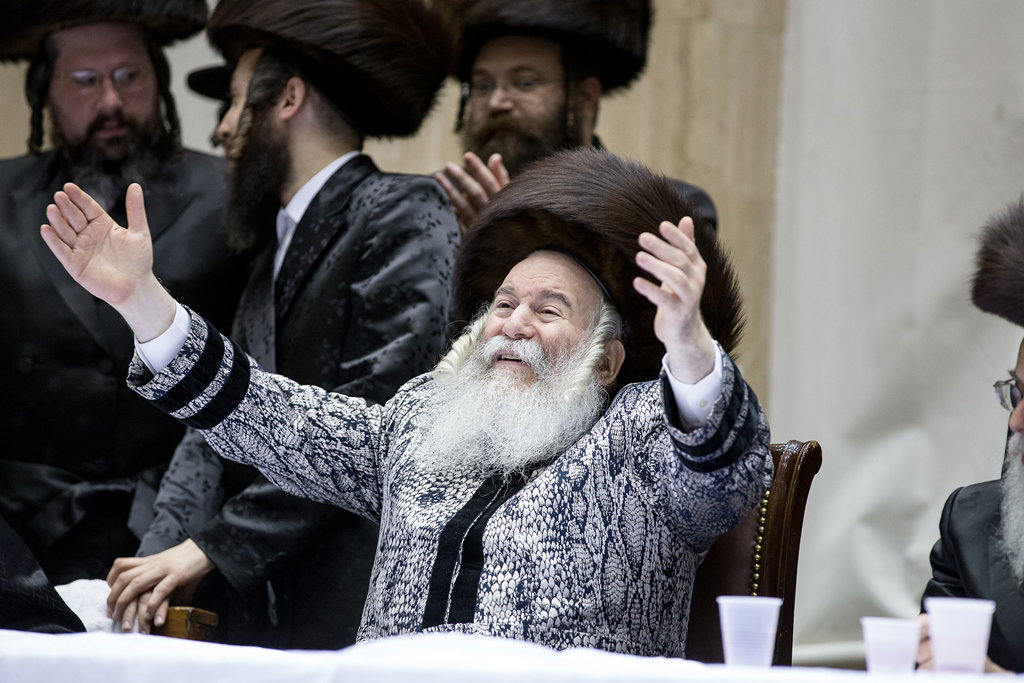פורים בחצרות הקודש בארה"ב • תיעוד ענק