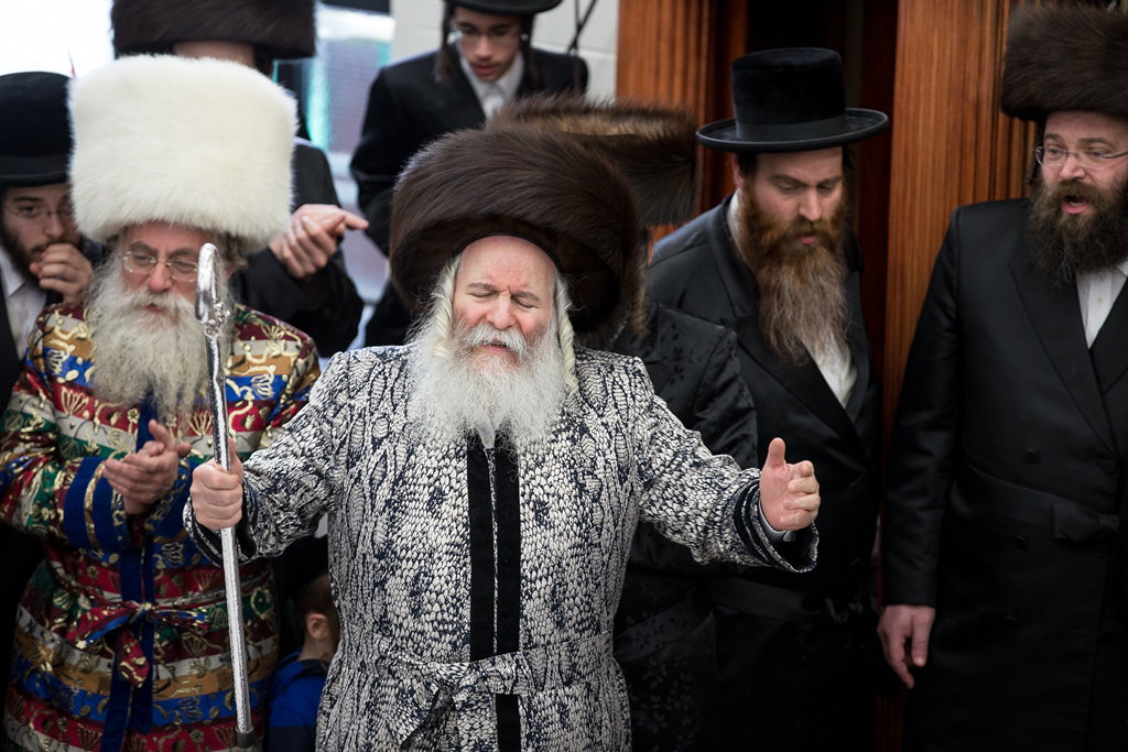 פורים בחצרות הקודש בארה"ב • תיעוד ענק