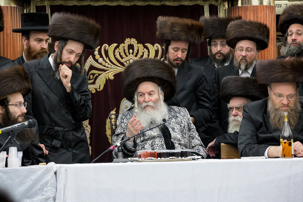 פורים בחצרות הקודש בארה"ב • תיעוד ענק