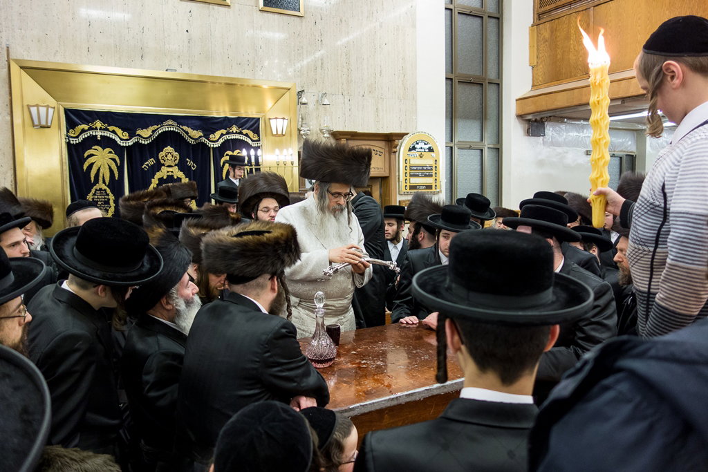 פורים בחצרות הקודש בארה"ב • תיעוד ענק