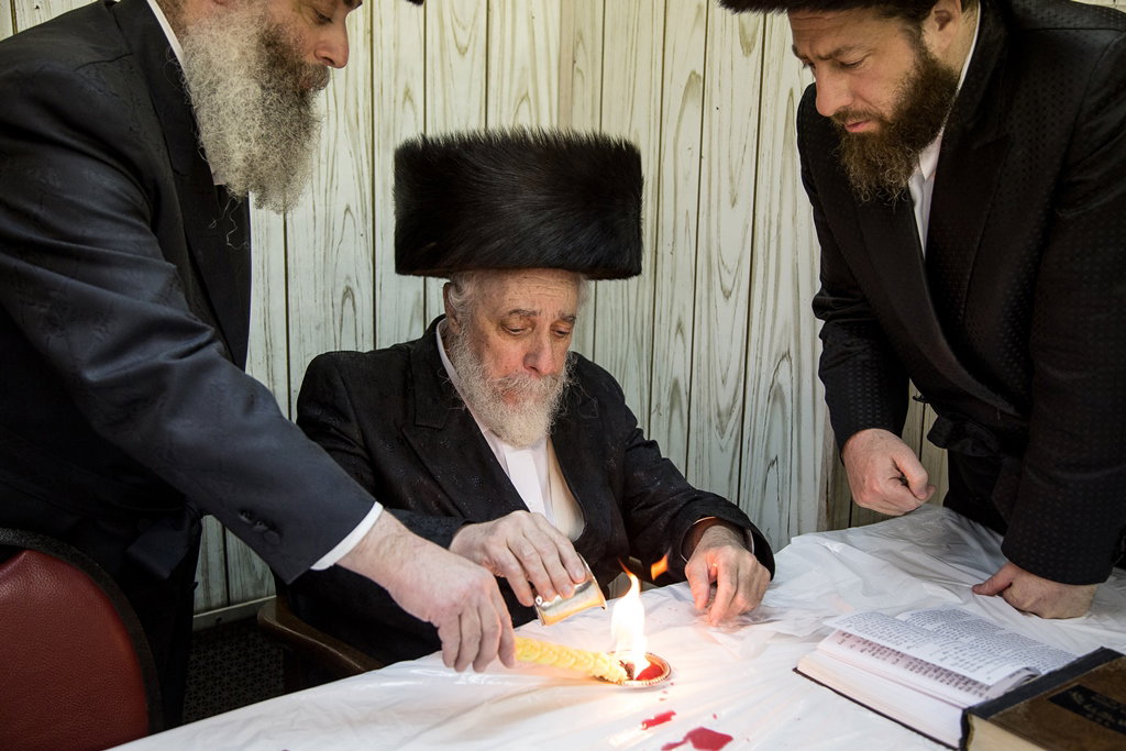 פורים בחצרות הקודש בארה"ב • תיעוד ענק