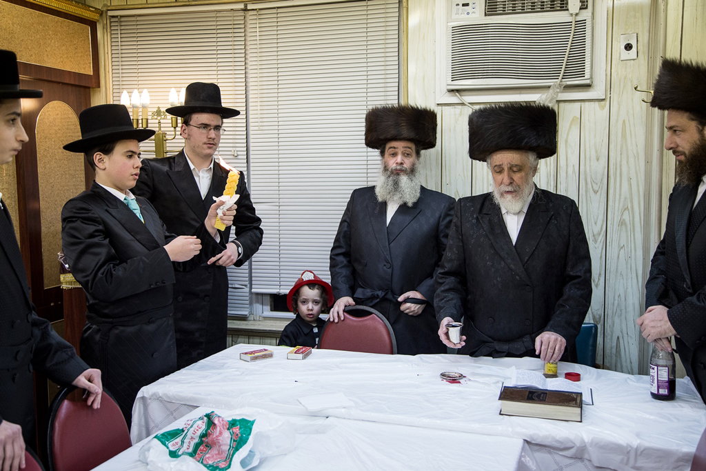 פורים בחצרות הקודש בארה"ב • תיעוד ענק