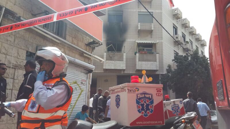 שוב אסון: שלושה נפגעים בפיצוץ בלון גז בדירה בת"א