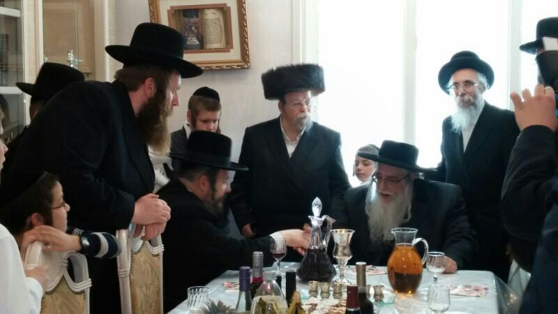 נדיר: האדמו"ר מצאנז בא לביקור הוקרה בבית ראש עיריית ביתר עילית