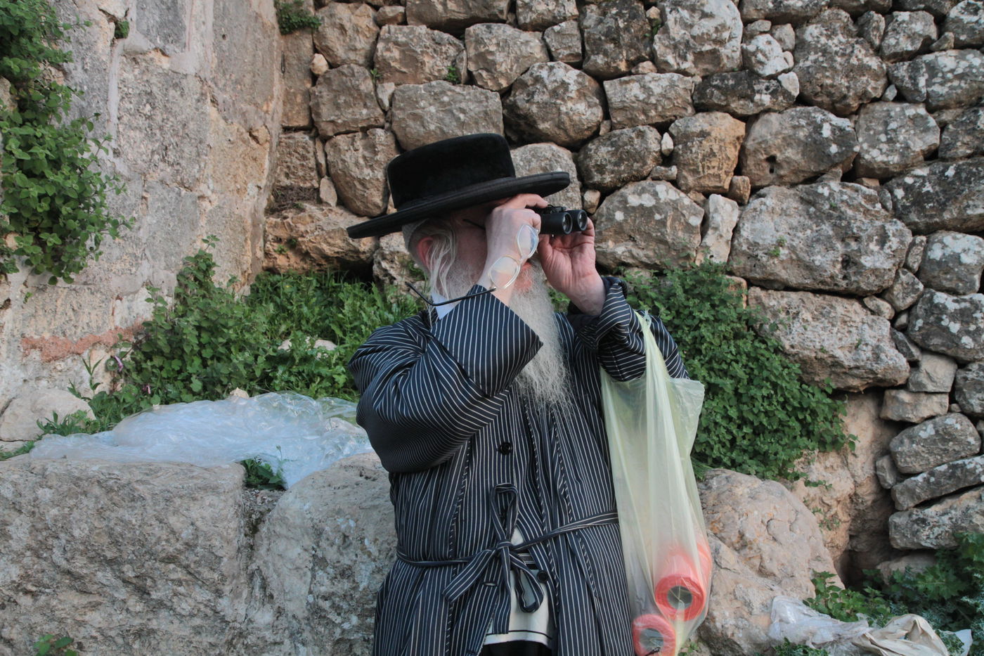 תיעוד: שאיבת "מים שלנו" במעיין עין חניה