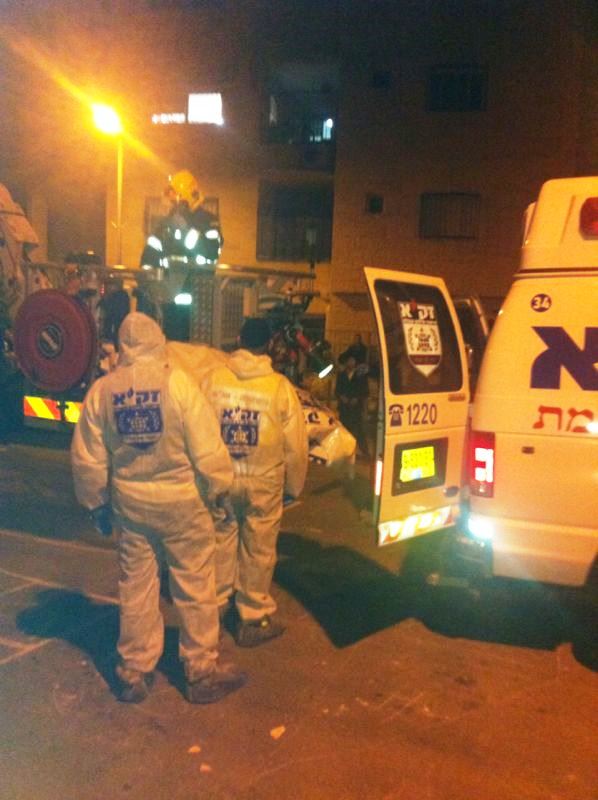 ביתר עילית: גופת הנפטר חולצה עם מנוף