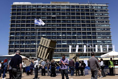 מבקרים בכיכר רבין לרגל "יום המדע"