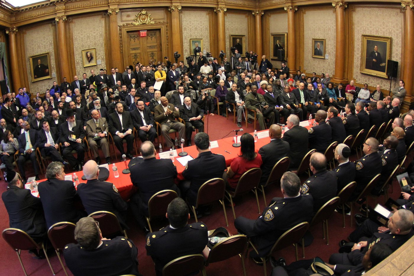 ניו יורק: מפכ"ל המשטרה נפגש עם עסקני היהדות החרדית