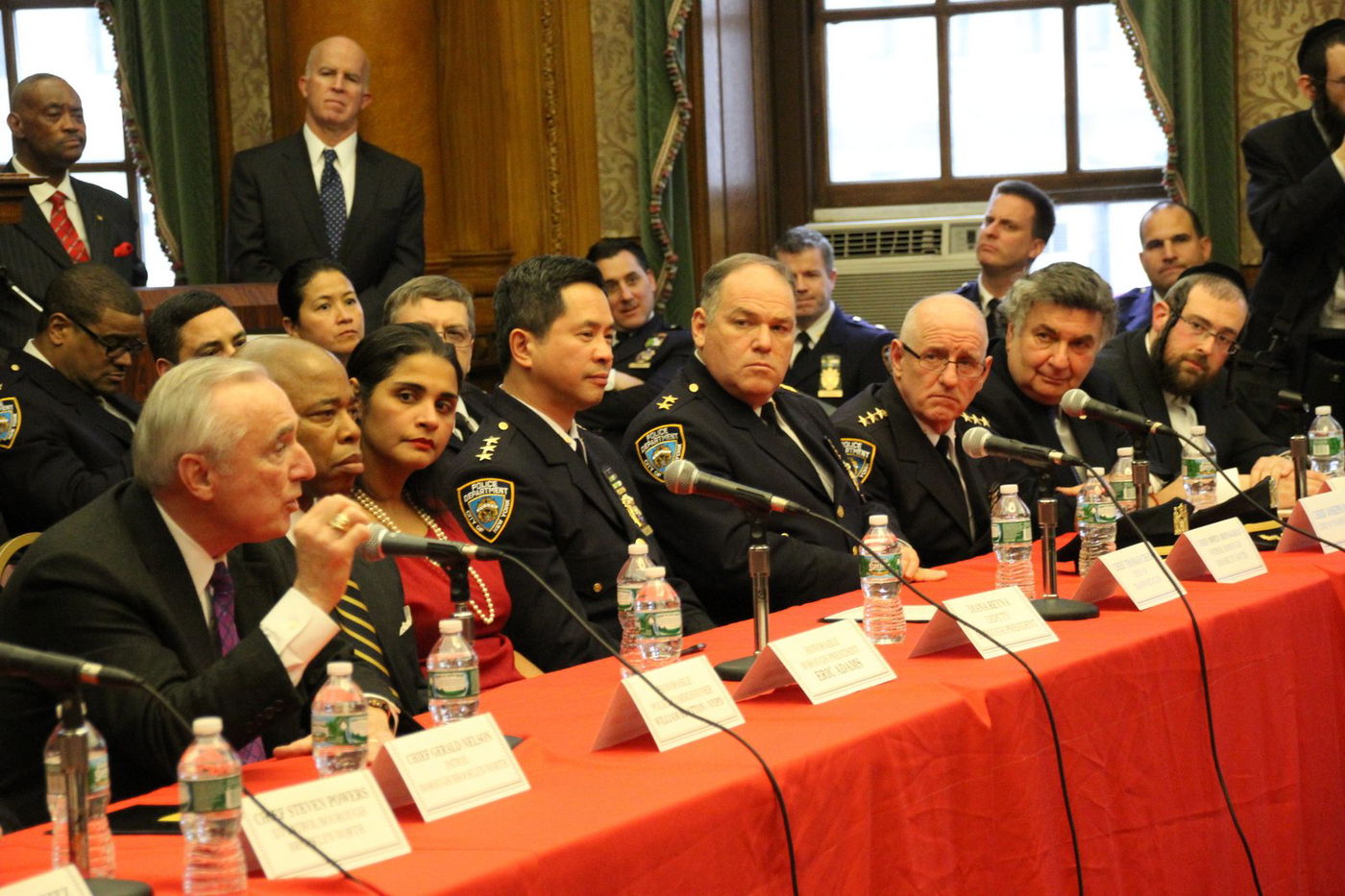 ניו יורק: מפכ"ל המשטרה נפגש עם עסקני היהדות החרדית