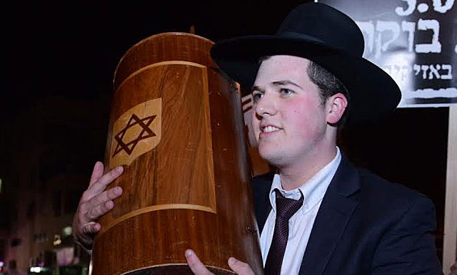 יעקב ישראל פז בחגיגות, אמש