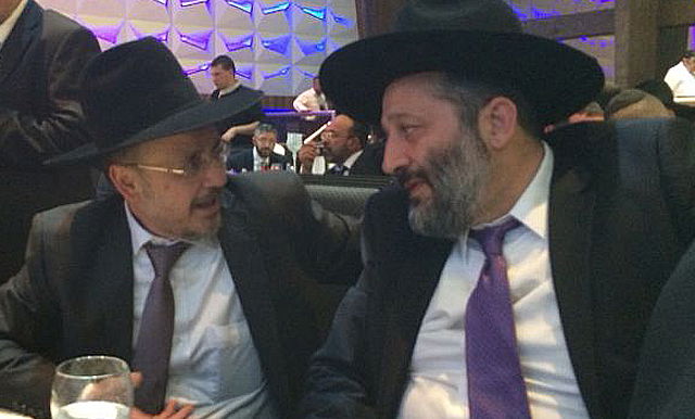 דרעי בחתונת בן מנכ"ל אל המעיין