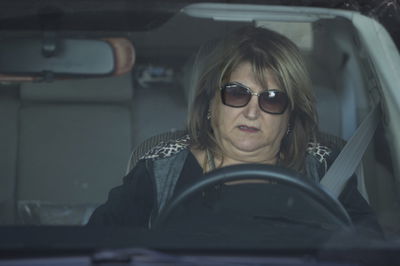 שולה זקן תרצה 11 חודשי מאסר ותעיד נגד אולמרט