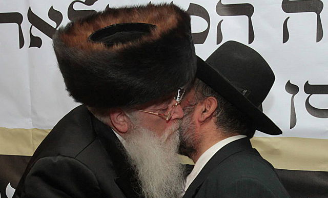 פרוש ואבוטבול, אמש