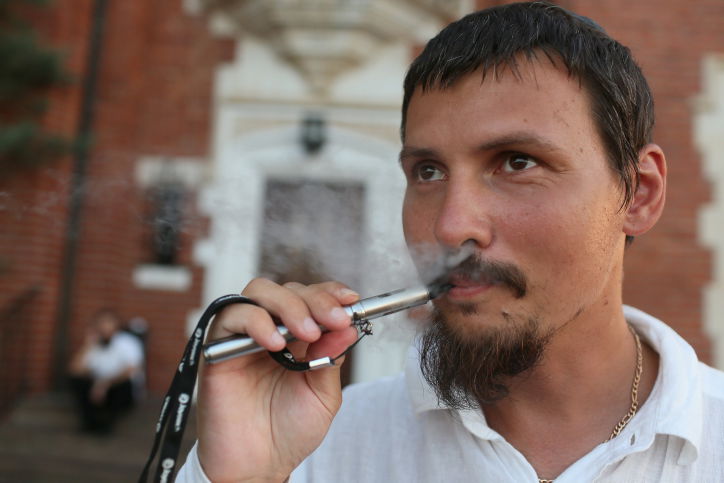 משרד הבריאות: ייאסר שיווק הסיגריה האלקטרונית