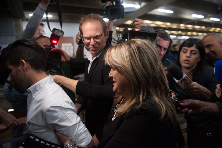 ההכרעה בפרשת הולילנד בתמונות • תיעוד מבית המשפט