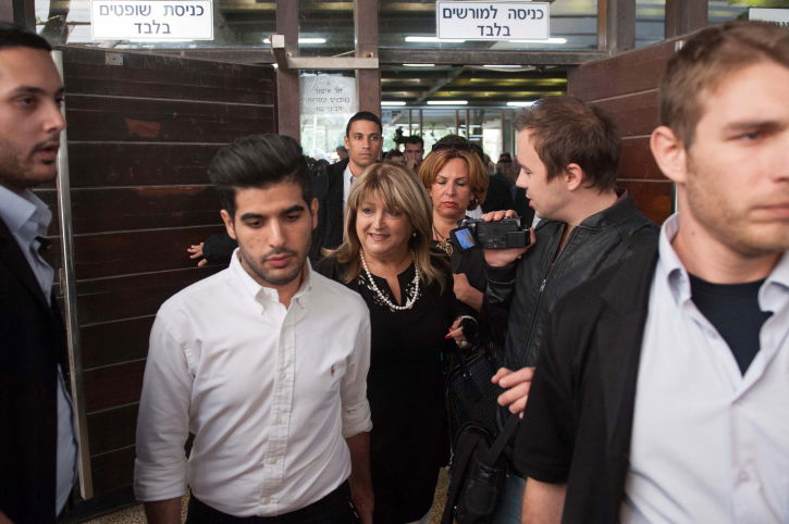 ההכרעה בפרשת הולילנד בתמונות • תיעוד מבית המשפט