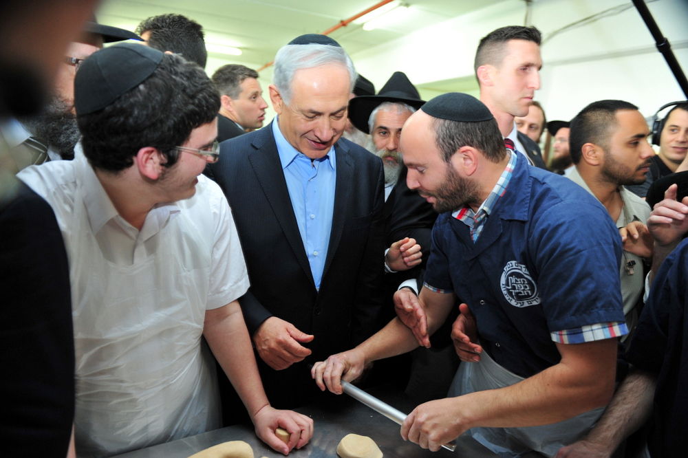 צפו בוידאו: "נתניהו מכין 'לחם עוני' לילדי ישראל"