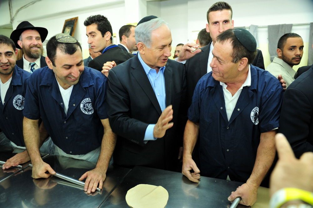צפו בוידאו: "נתניהו מכין 'לחם עוני' לילדי ישראל"