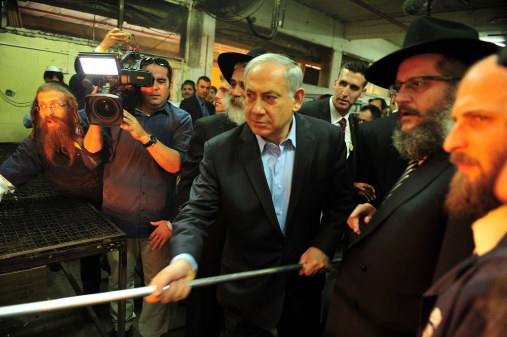 צפו בוידאו: "נתניהו מכין 'לחם עוני' לילדי ישראל"