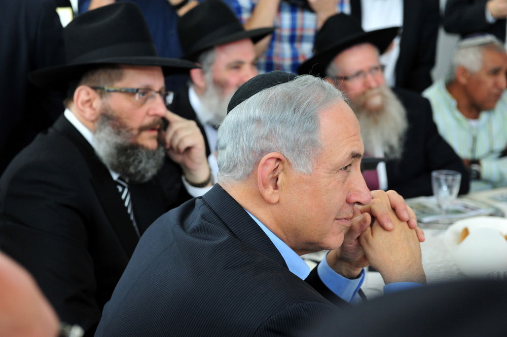 צפו בוידאו: "נתניהו מכין 'לחם עוני' לילדי ישראל"