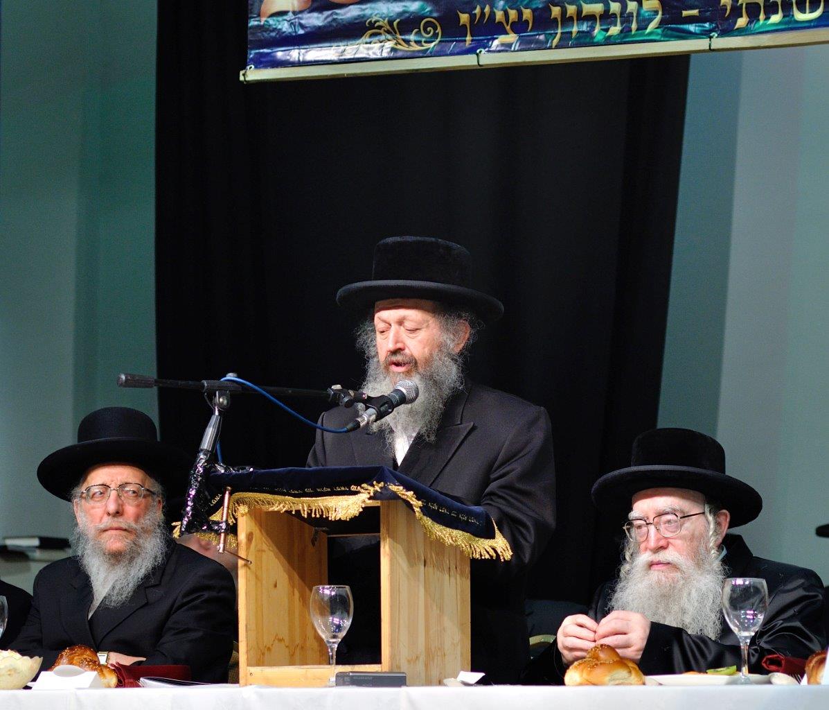 צפו: מיליארדרים ואדמו"רים חגגו יחד