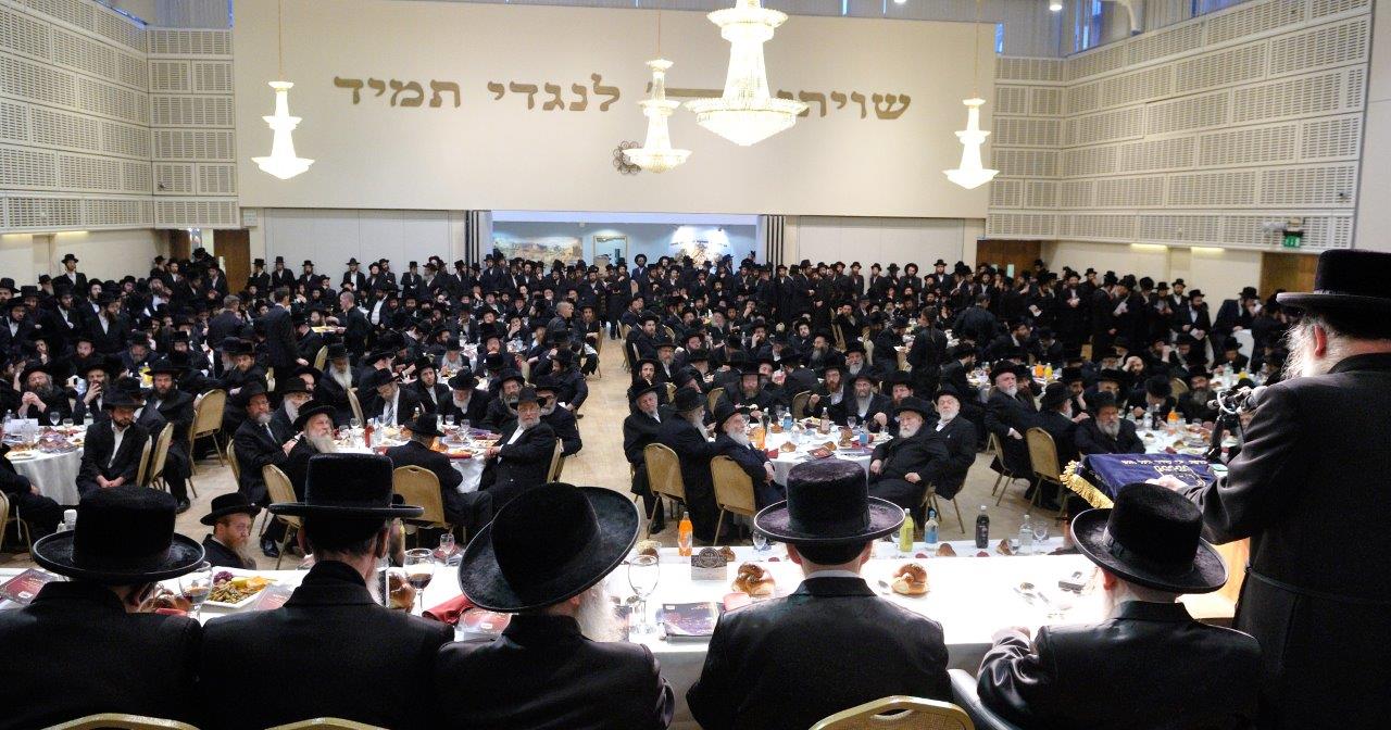 צפו: מיליארדרים ואדמו"רים חגגו יחד