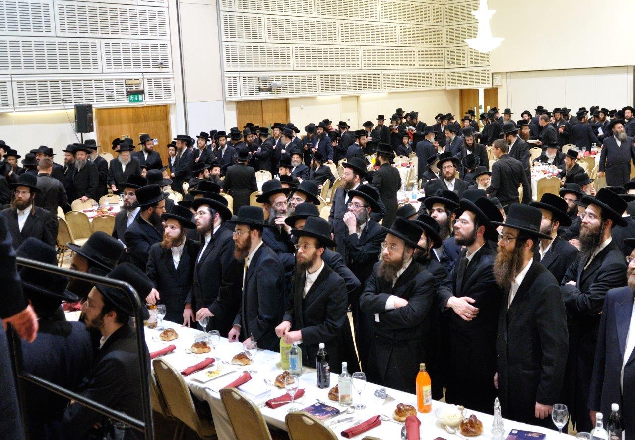 צפו: מיליארדרים ואדמו"רים חגגו יחד