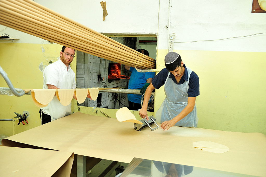 אחרי נתניהו; מבקר המדינה הגיע לבקר בפר חב"ד