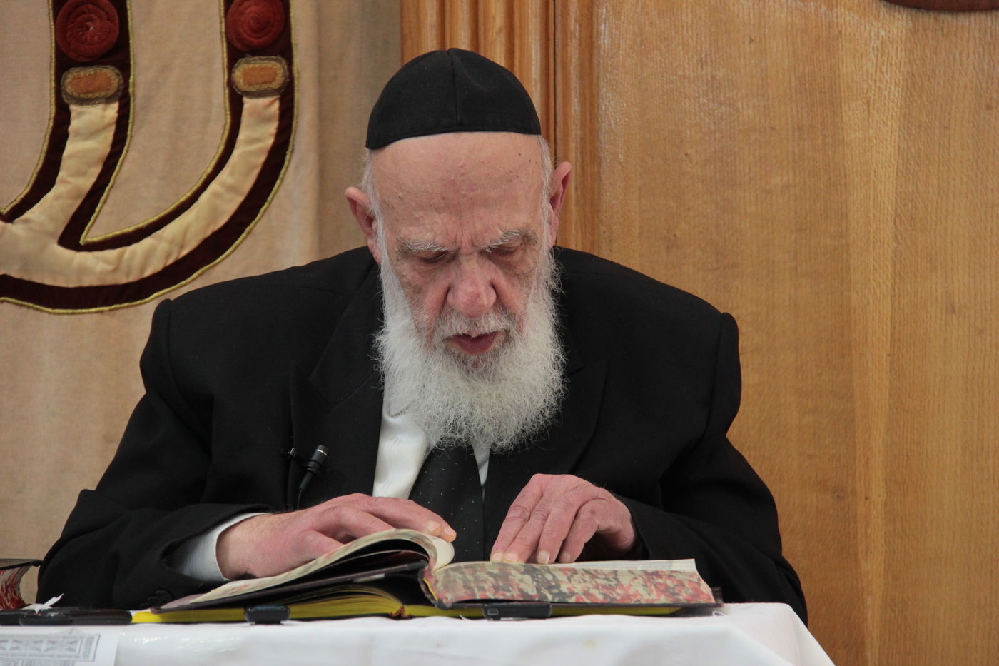 צפו: הרב שלום כהן בישיבת 'בין הזמנים'