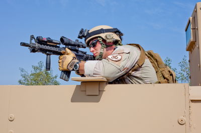 ארה"ב: הרוגים מירי בבסיס צבאי