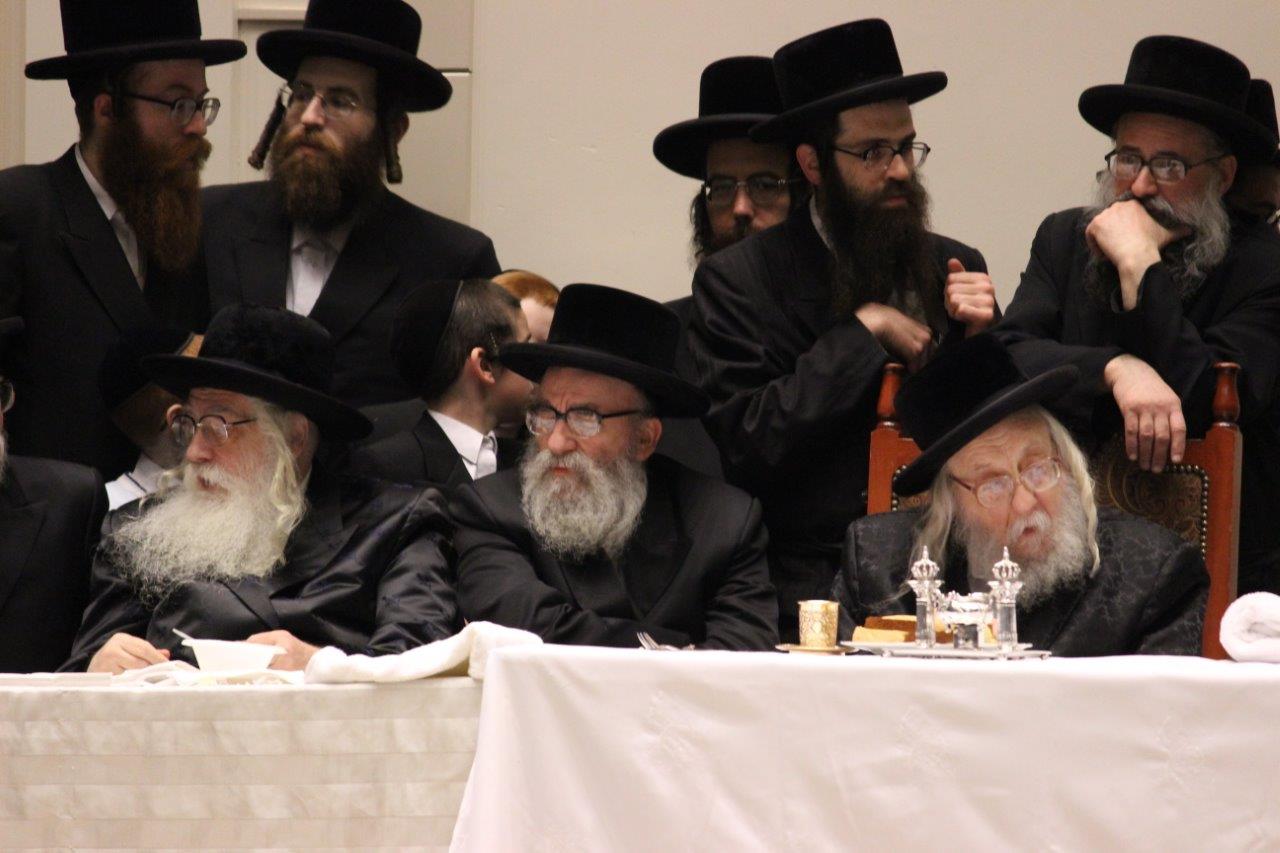 יארצייט בסקווירא • תיעוד ענק