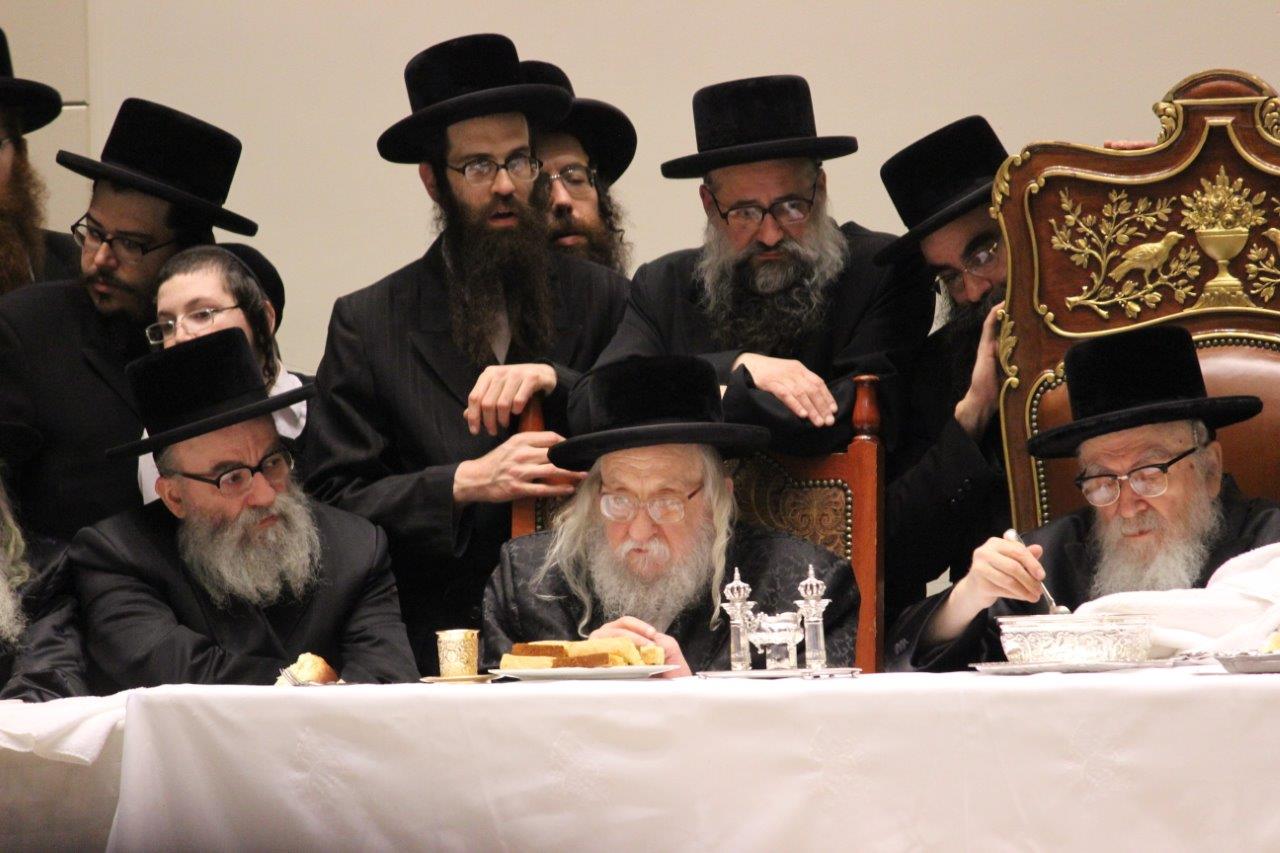 יארצייט בסקווירא • תיעוד ענק