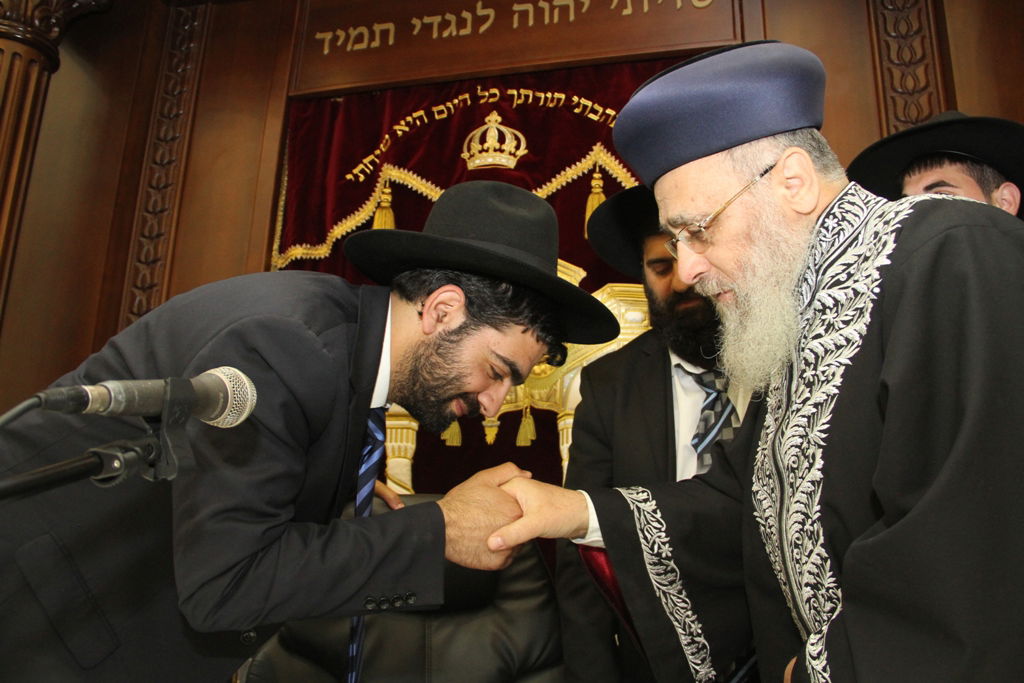 עדות הראשון לציון: "הנחת רוח לאבא אלו בני התורה"