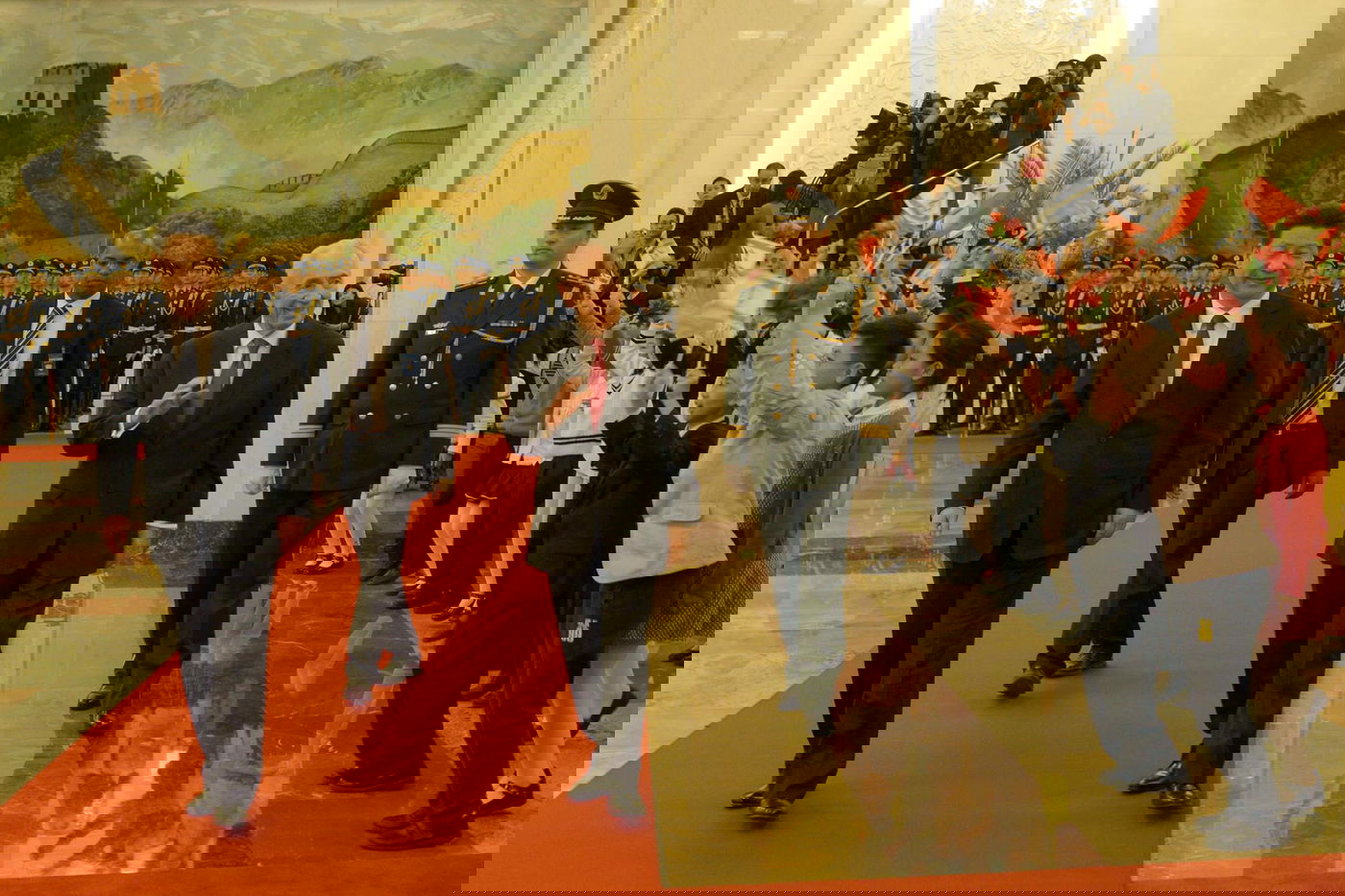 הנשיא פרס בסין: "איראן היא מרכז הטרור העולמי"