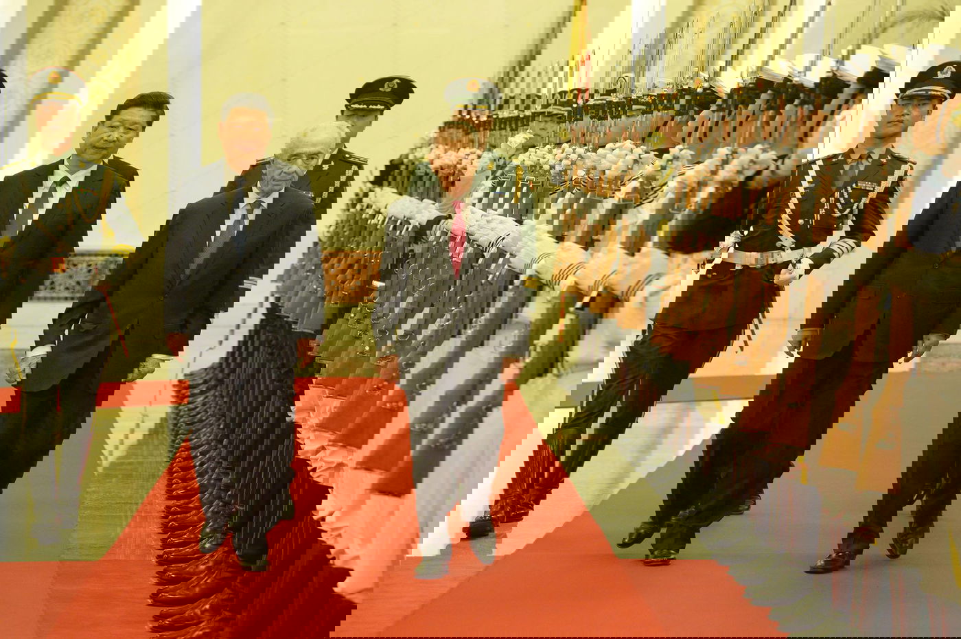 הנשיא פרס בסין: "איראן היא מרכז הטרור העולמי"