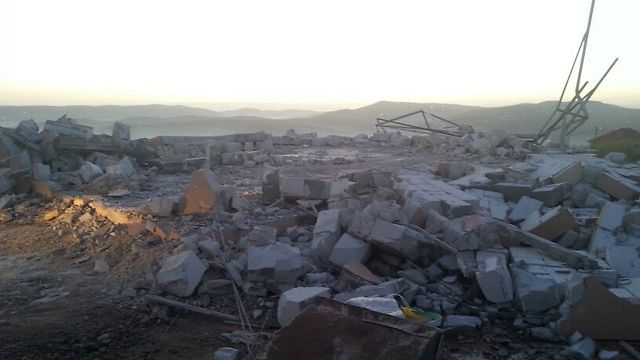 המבנים שנהרסו (צילום: דוברות יצהר)