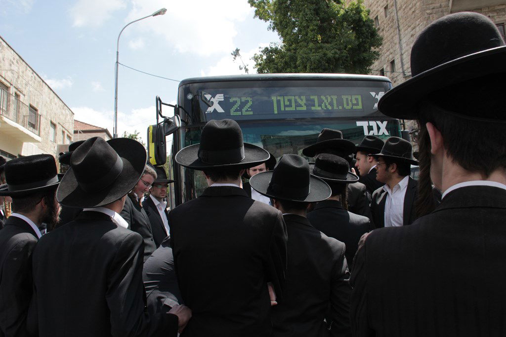 תיעוד ענק: ההפגנה האלימה בגאולה