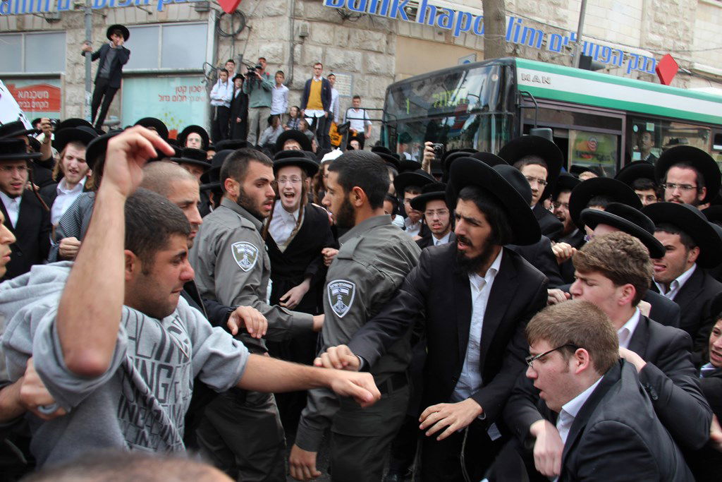 תיעוד ענק: ההפגנה האלימה בגאולה