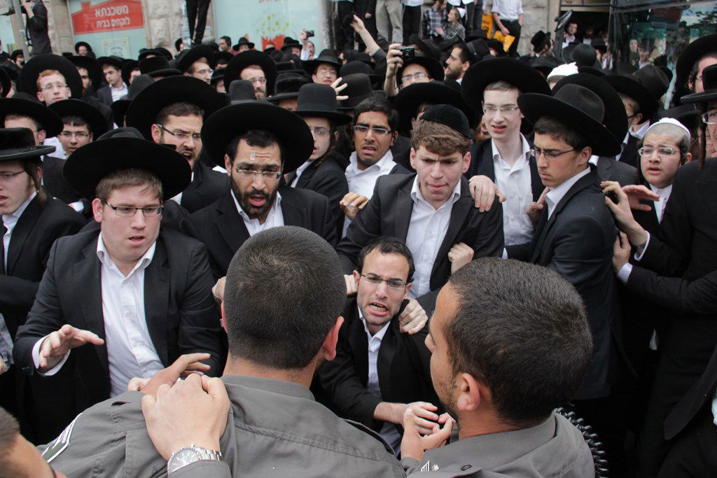 תיעוד ענק: ההפגנה האלימה בגאולה